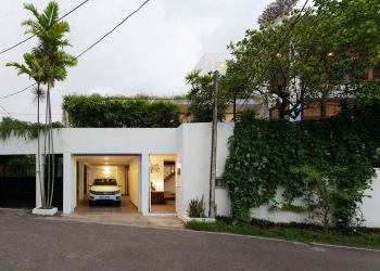 nha pho hien dai voi san trong giup cai thien 29a0da6c - Mẫu nhà phố hiện đại với sân trong giúp cải thiện khả năng lấy sáng, tạo cảm giác tươi mát cả ngày