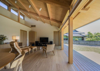 ngoi nha voi noi that don gian nhung day du 72bf6263 - Mẫu nhà sàn hiện đại, rộng rãi và thoáng mát, nội thất đơn giản thách thức không gian