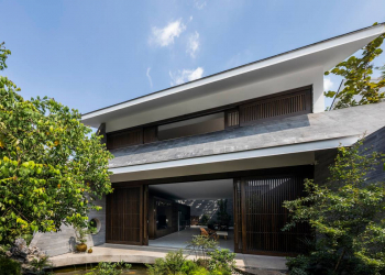 nhu mot oc dao xanh trong long pho thi cong f2fb1367 - Mẫu biệt thự hiện đại: như một ốc đảo xanh trong lòng phố thị