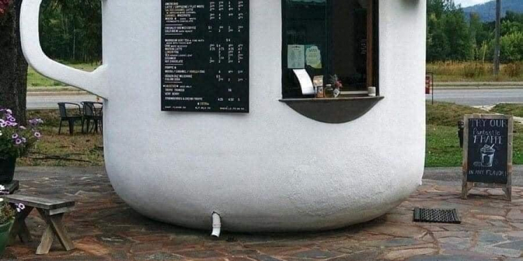 quan cafe nho nho nhung co vo cho cac ban d4ea2286 - Các mẫu quán cafe mini đẹp cho các bạn đang có ý định mở quán cà phê tham khảo