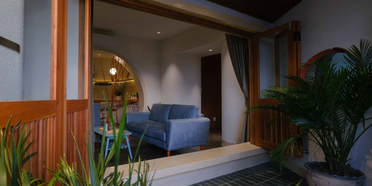1637504337 453 can ho 67m2 cua gia dinh 4 nguoi tai nha 6dfbc250 - Căn hộ 67m2 của gia đình 4 người tại Nha Trang, tọa lạc trên tầng 39 mà đẹp cứ ngỡ nhà mặt đất