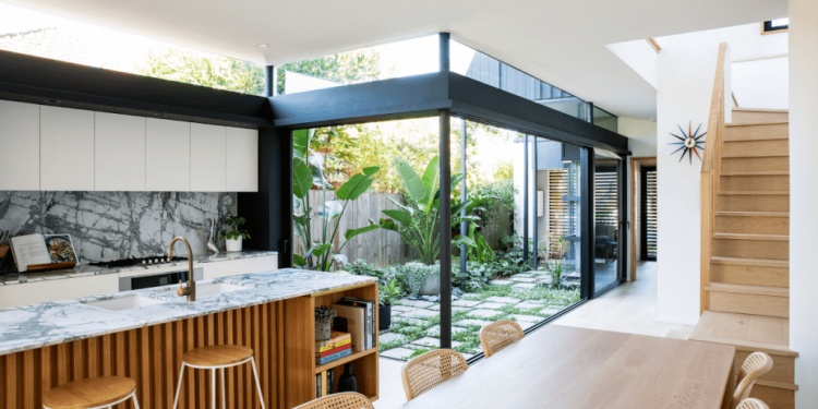 nha ong 2 tang o uc ung dung thiet ke ae2478a3 - Nhà ống 2 tầng ở Úc ứng dụng thiết kế kiểu nhà phố Nhật Bản để tối ưu không gian và tiết kiệm chi phí