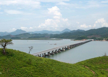 1664188602 quang ninh tim cach phat trien du lich theo duong 2b33dd33 - Quảng Ninh tìm cách phát triển du lịch theo đường cao tốc sang biên giới Trung Quốc